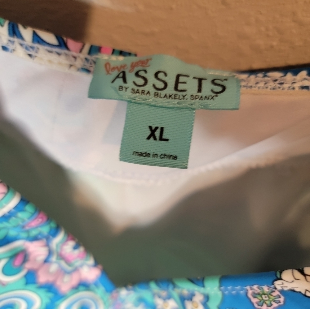Assets by Spanx size XL turquoise‎ and blue paisley design one piece swimsuit. - Picture 6 of 9